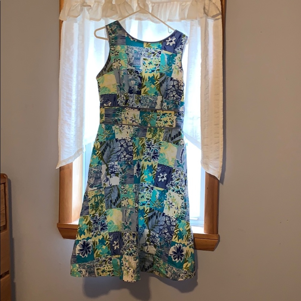Size 8 K Studio floral dress.